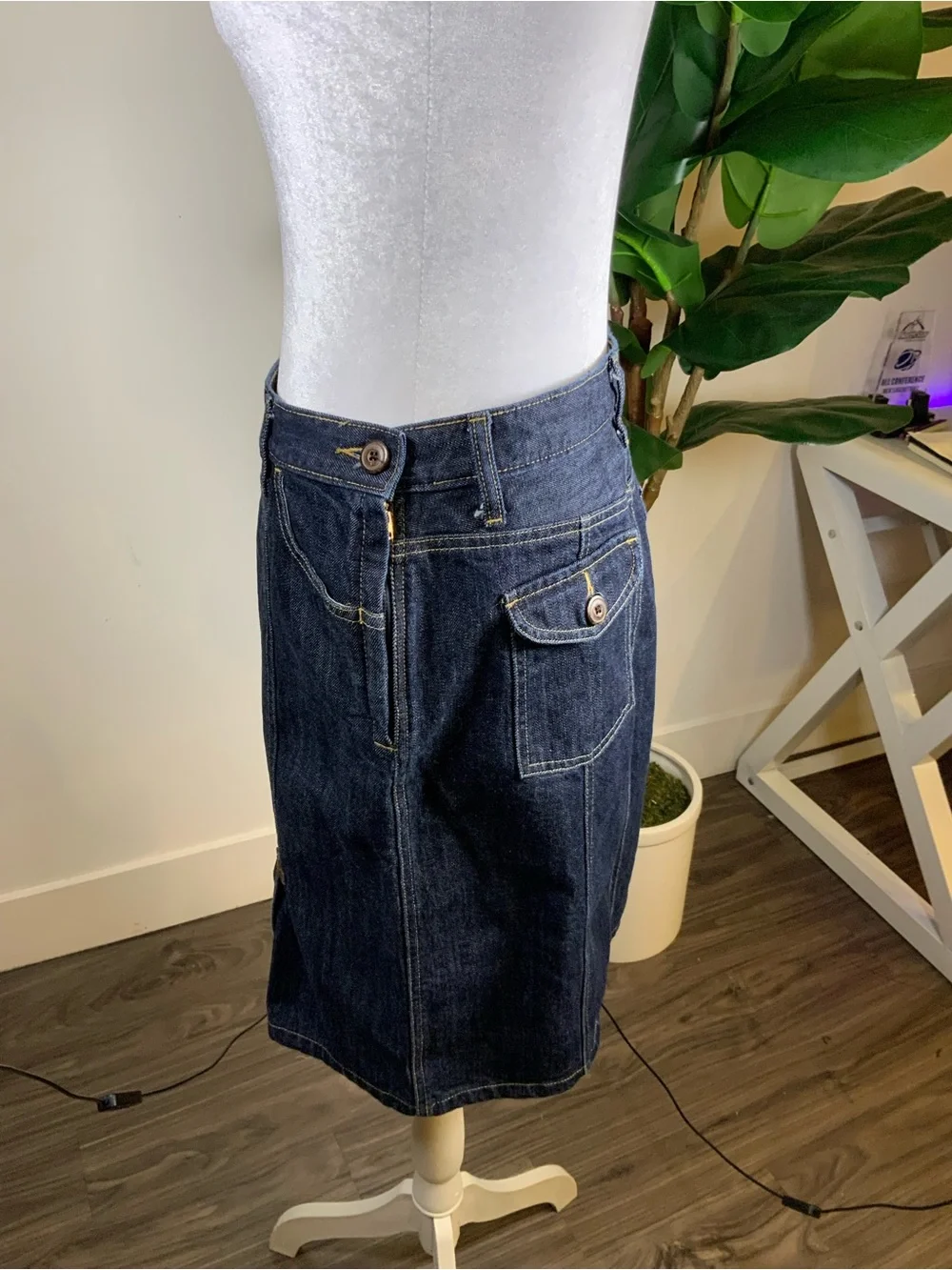 GAP Dark Indigo Denim Midi Skirt